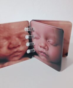 Mini álbum de metacrilato con fotos de ecografía